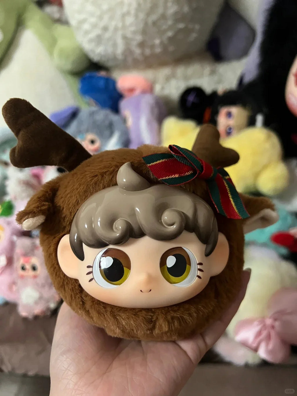 UNA Clockwork house roll roll ball world plush blind box