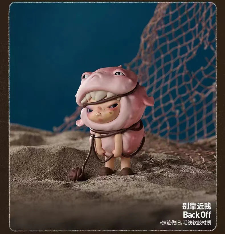 Hirono Echo Series Figures