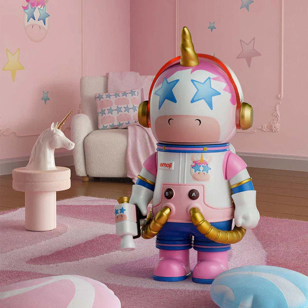 MEGA SPACE MOLLY 100% × emoj Series